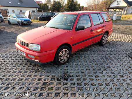 Volkswagen Golf 1.  8 b+g 96r 1996