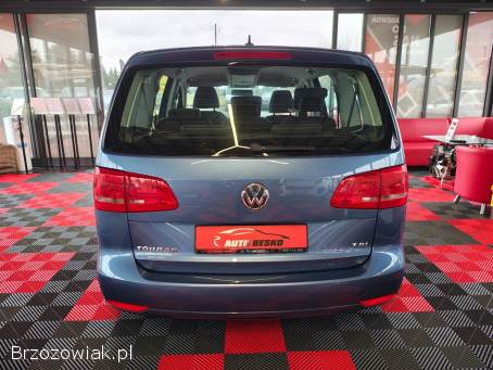 Volkswagen Touran 1.  6 tdi 2011