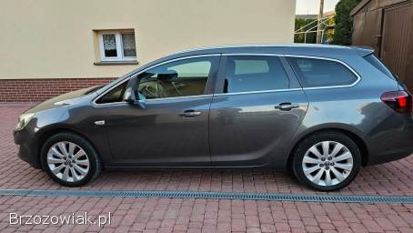 Opel Astra 1,  4T 140KM LPG 2011