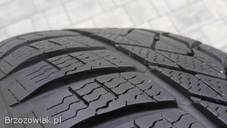 235/45r18 BRIDGESTONE PIRELLI,  4 opony zimowe 18 cali,  8mm