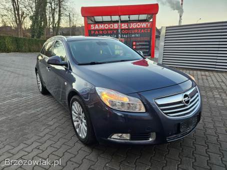 Opel Insignia 2.  0CDTI Automat 2010