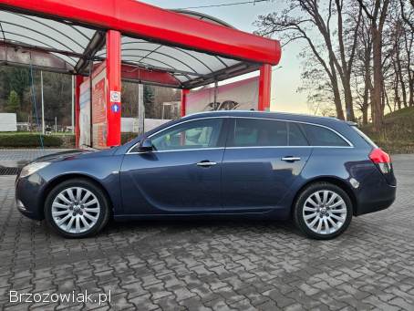 Opel Insignia 2.  0CDTI Automat 2010