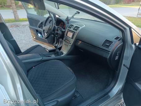 Toyota Avensis 2010