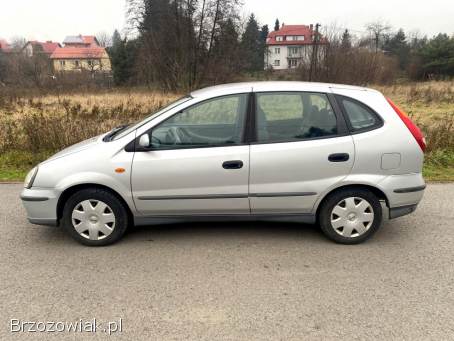 Nissan Almera Tino 1.  8 LPG opłaty25 2004