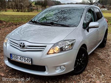 Toyota Auris 2012