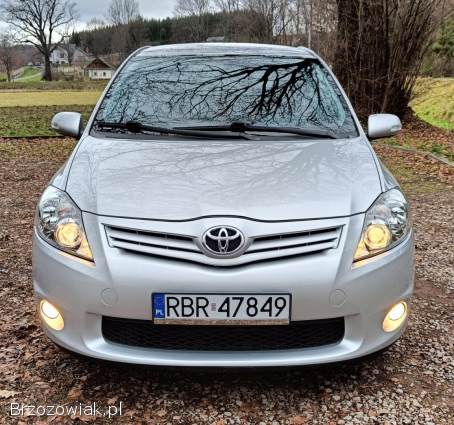 Toyota Auris 2012