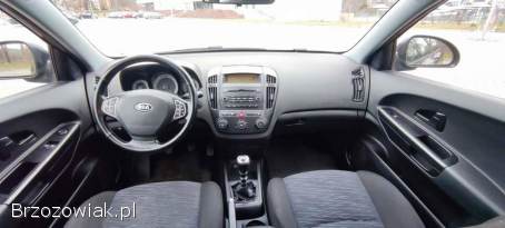 Kia Cee'd 1.  6 2008