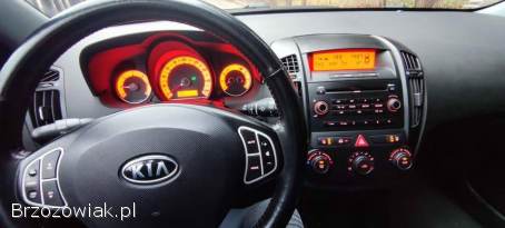 Kia Cee'd 1.  6 2008