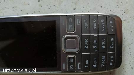 Nokia e52