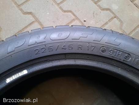 Sprzedam 4 opony 225/45 R 17 zimowe