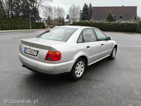 Audi A4 1.  8 gaz klima 1996