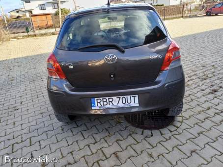 Toyota Yaris 2011