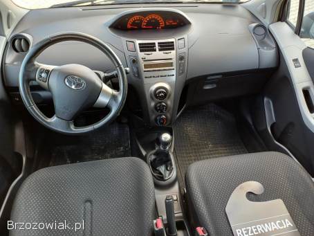 Toyota Yaris 2011