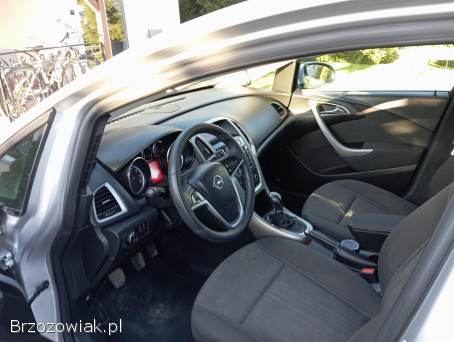 Opel Astra 2010