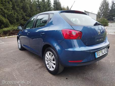 Seat Ibiza 1.  6 jak nowa 2015