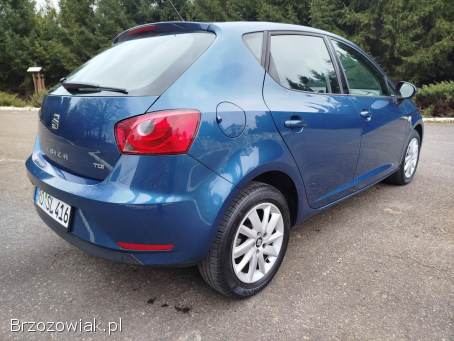 Seat Ibiza 1.  6 jak nowa 2015