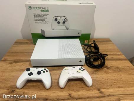 Okazja!  Xbox one S 1TB +2 pady i sporo gier!  Super Stan!  Gwarancja!