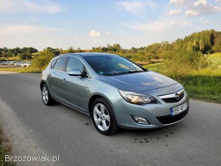 Opel Astra Cosmo 2010