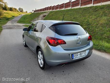 Opel Astra Cosmo 2010