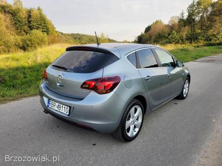 Opel Astra Cosmo 2010