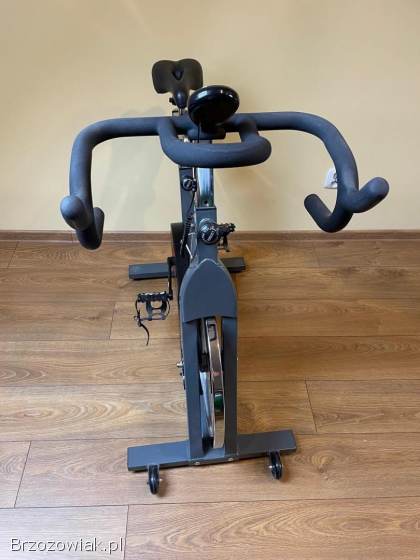 Rower spiningowy marki VIVO