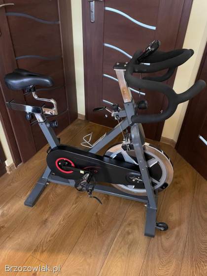 Rower spiningowy marki VIVO