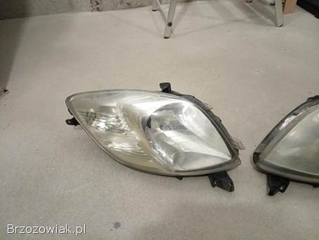 Lampy przód Toyota Yaris 2007