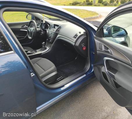 Opel Insignia 1,  8benzyna z lpg 2013