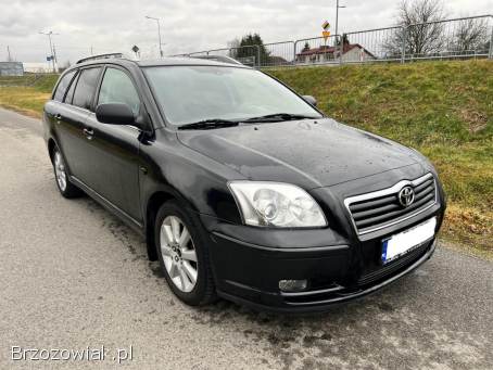 Toyota Avensis 1.  8 Benzyna  2004