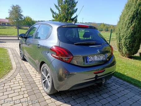 Peugeot 208 I 2017