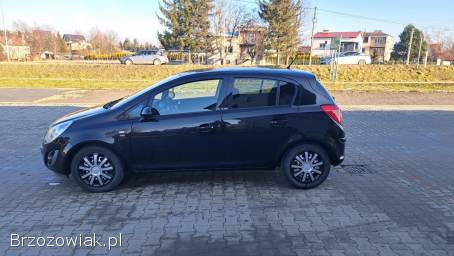 Opel Corsa Lift 1.  4 benyna 2011