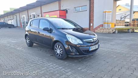 Opel Corsa Lift 1.  4 benyna 2011