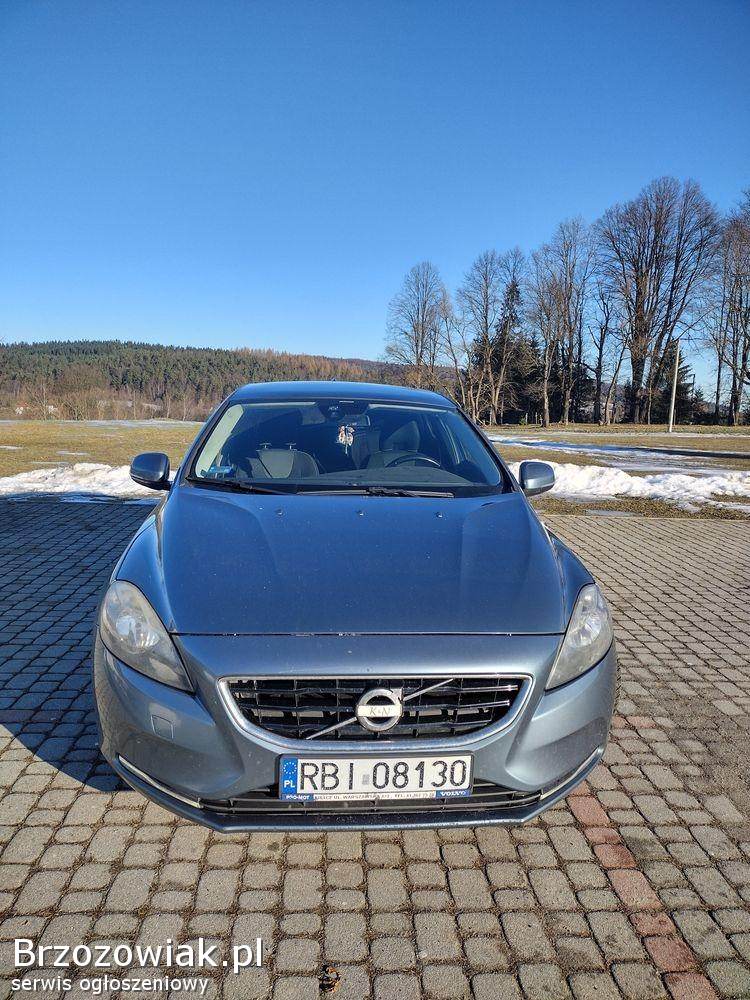 Volvo V40 D2 2012