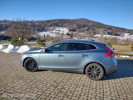 Volvo V40 D2 2012