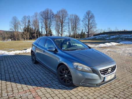 Volvo V40 D2 2012