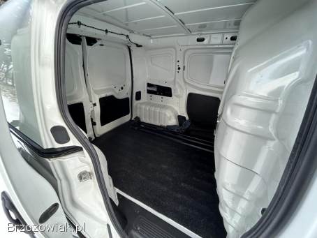 Fiat Fiorinox1.  4 8vxNiski PrzebiegxHakxBluetoothx
