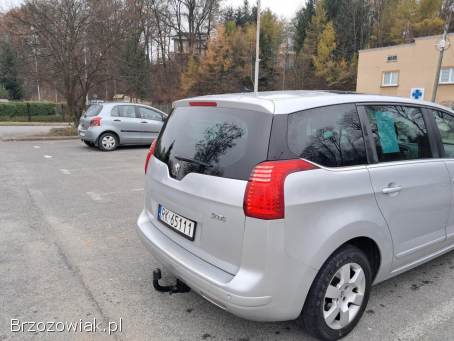 Peugeot 5008 7-osobowy  2010