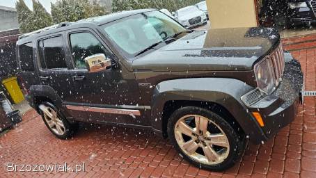 Jeep Liberty KK 4x4 3,  7 205KM 2011