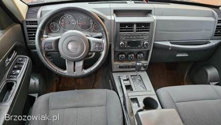 Jeep Liberty KK 4x4 3,  7 205KM 2011