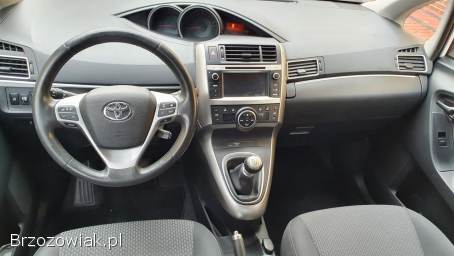 Toyota Verso 2.  0D4D 124KM 7os 2013