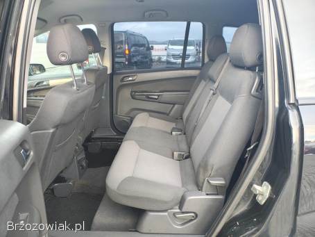 Opel Zafira 1.  8benzyna 7osób 2010