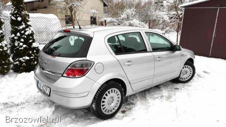 Opel Astra 1.  4Klimatyzacja  2008