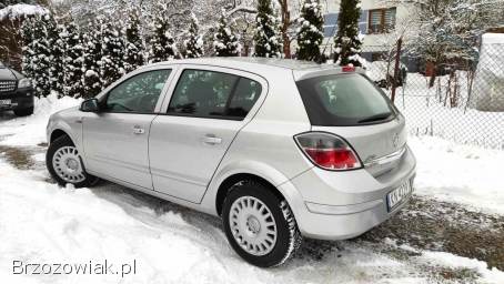 Opel Astra 1.  4Klimatyzacja  2008