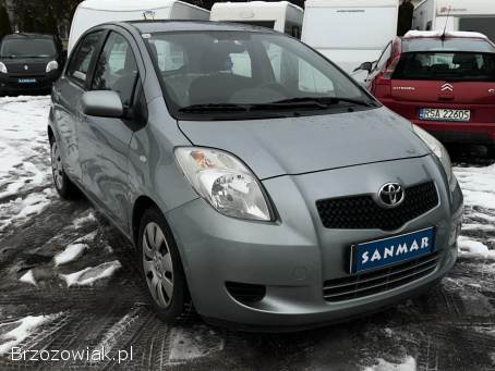 Toyota Yaris 1.  3VVT-i 87KM  2007