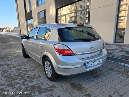 Opel Astra H 2004