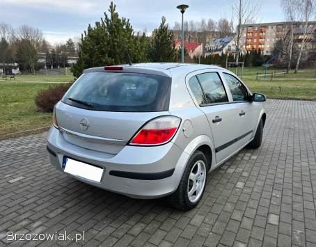 Opel Astra H 2004