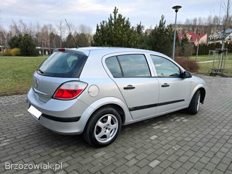 Opel Astra H 2004