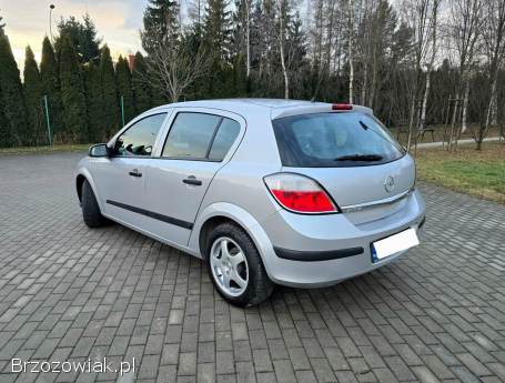 Opel Astra H 2004