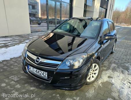 Opel Astra H 2008