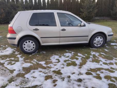 Volkswagen Golf 2002